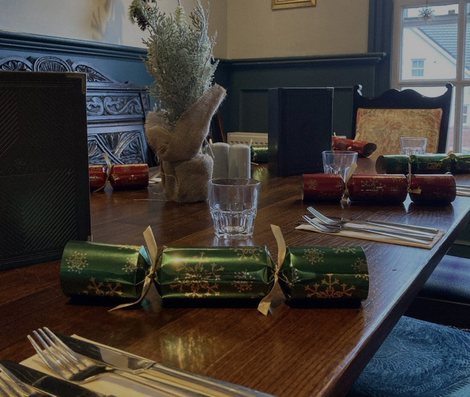 The Cricketers: Christmas Meal, Parties Ormskirk